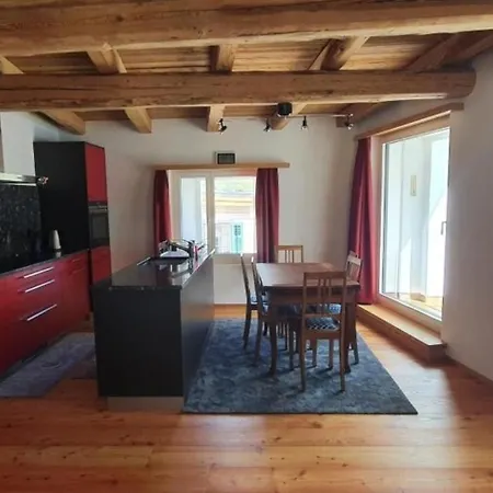 Apartment Mit Atemberaubender Aussicht